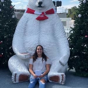 Meet your Posher, Paola